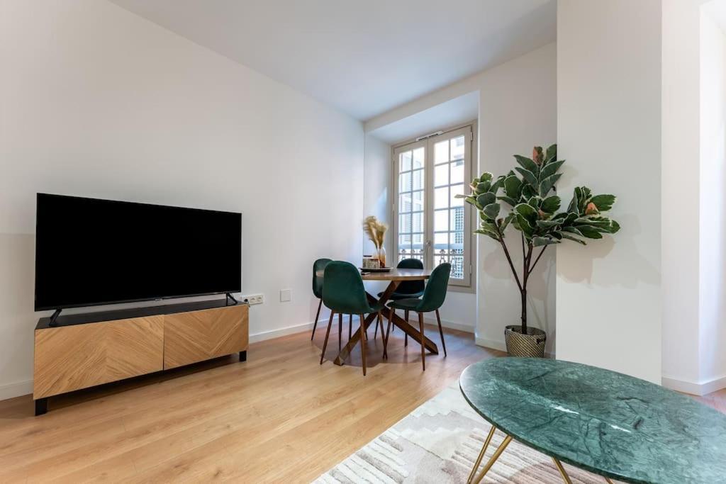 Premium Flat In Malaga Center With Free Parking Leilighet Eksteriør bilde