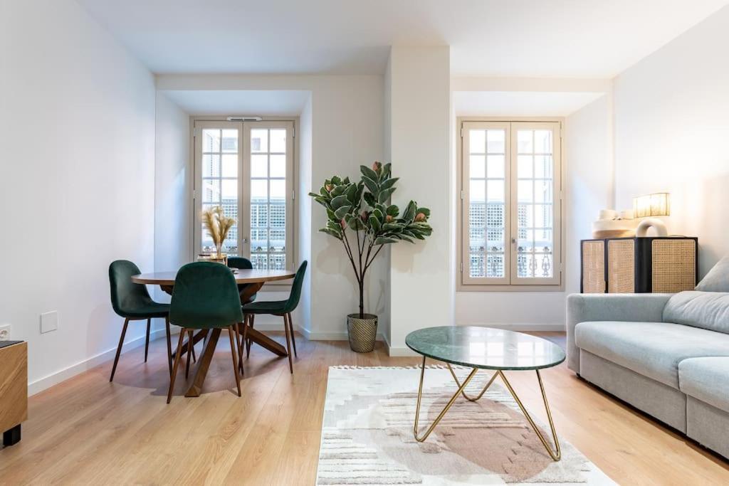 Premium Flat In Malaga Center With Free Parking Leilighet Eksteriør bilde